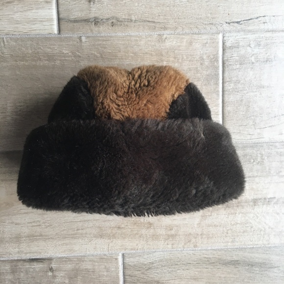 Vintage Faux Fur Hat with Earflap - Picture 2 of 9